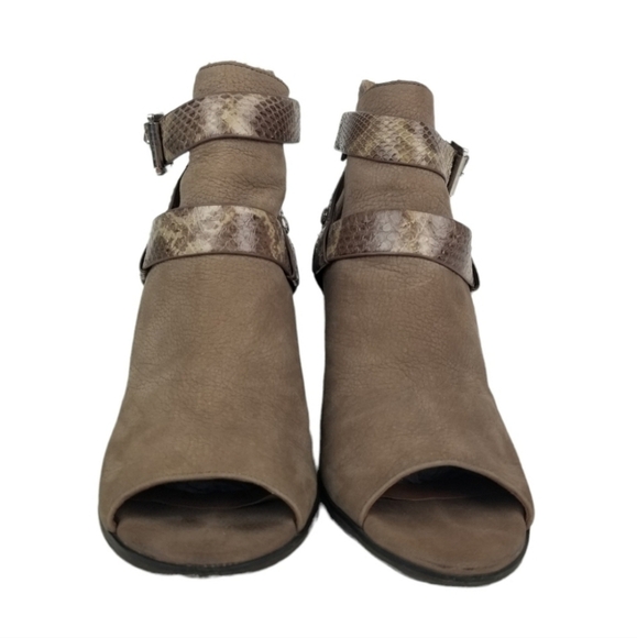 Arturo Chiang Caraleigh Peep Toe Leather Booties Warm Neutral Women's Size 8.5 - Picture 6 of 11